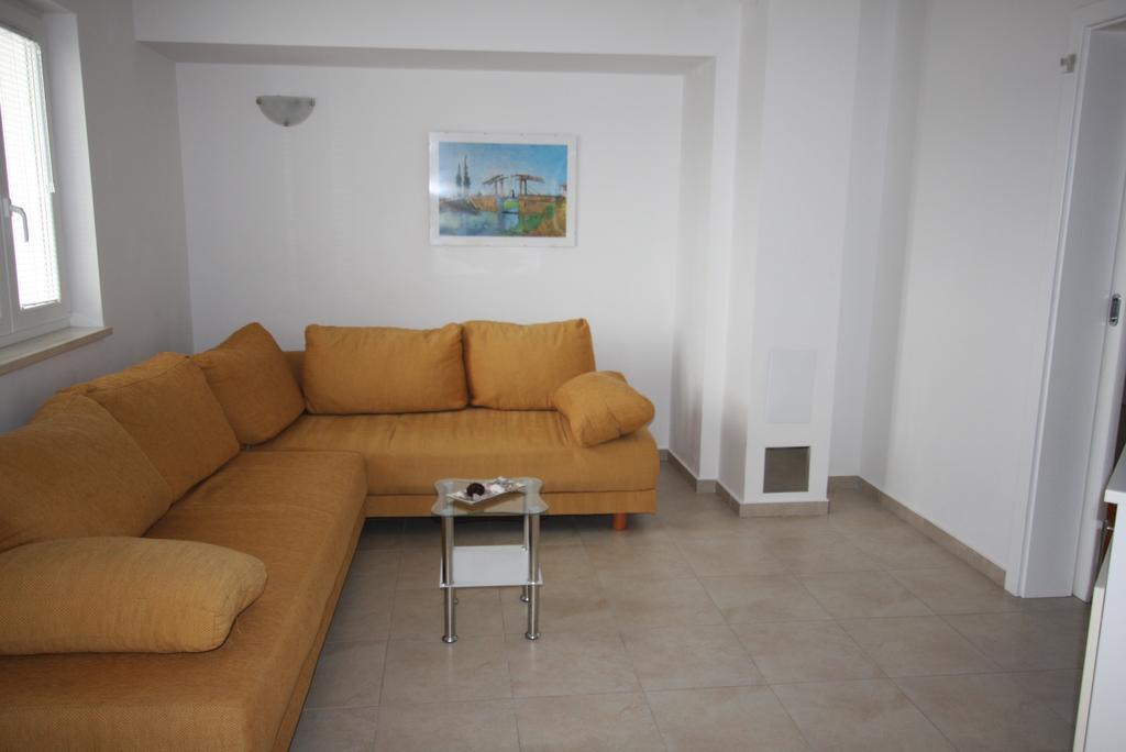 Mimice Bay Apartments Esterno foto