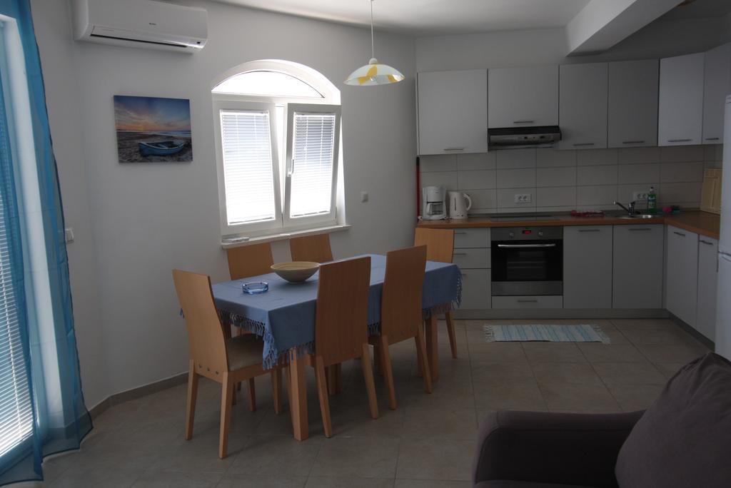 Mimice Bay Apartments Esterno foto