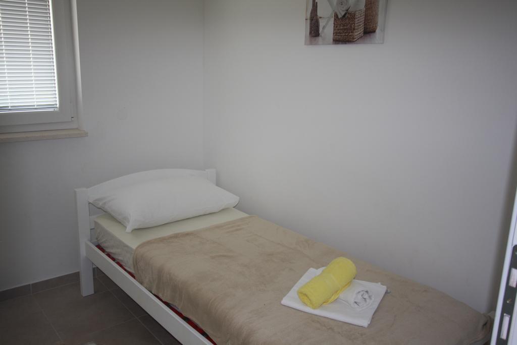 Mimice Bay Apartments Esterno foto