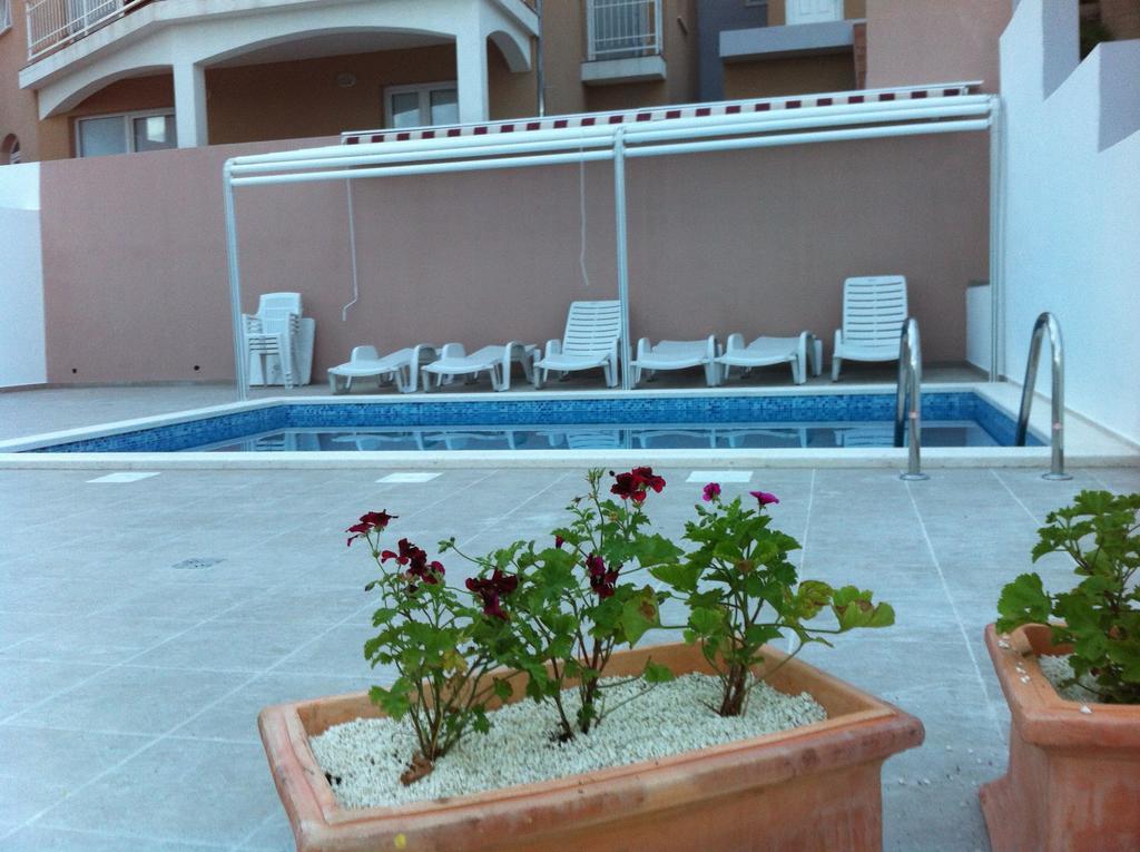 Mimice Bay Apartments Esterno foto